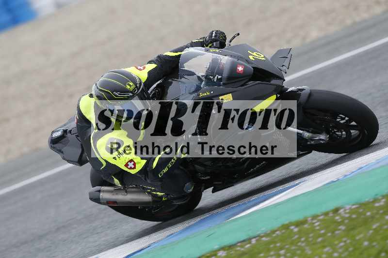 /02 28.-31.01.2025 Moto Center Thun Jerez/schwarz-black/76